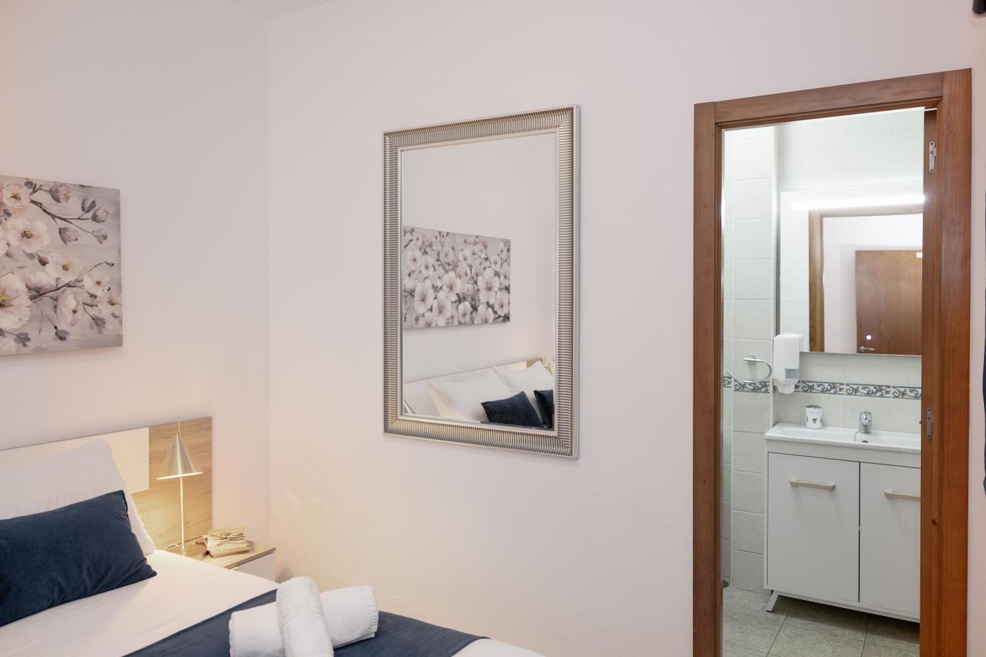 Apartamentos Trianasol Sevilla Dış mekan fotoğraf