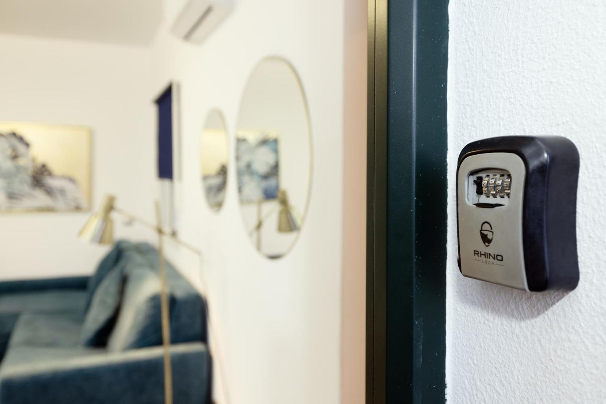 Apartamentos Trianasol Sevilla Dış mekan fotoğraf